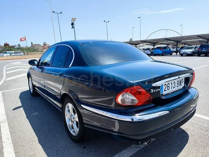 Usado Jaguar X-type Executive 231 CV (169 kW) 2002 Verde Berlina
