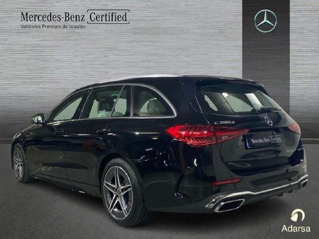 Usado Mercedes C200 AMG line 163 CV (119 kW) 2024 Pintura estándar: negro Familiar