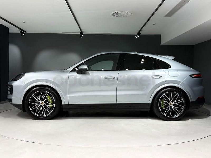Usado Porsche Cayenne 470 CV (345 kW) 2024 Gris / plata SUV