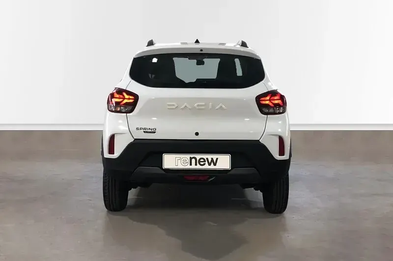 Usado Dacia Spring Essentiel 33 kW (45 CV) 2023 Blanco Utilitario