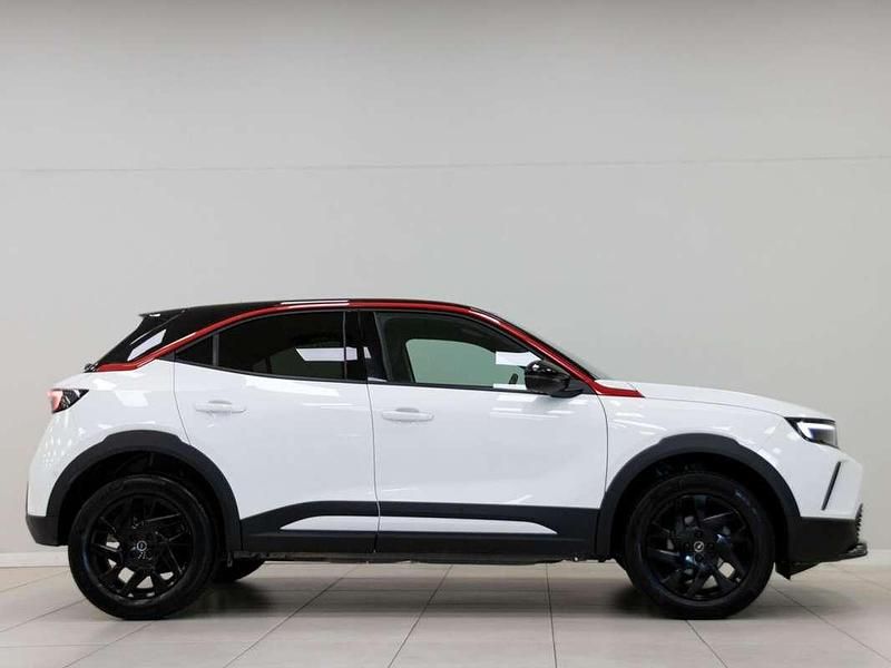 Usado Opel Mokka GS Line 131 CV (96 kW) 2021 Blanco SUV