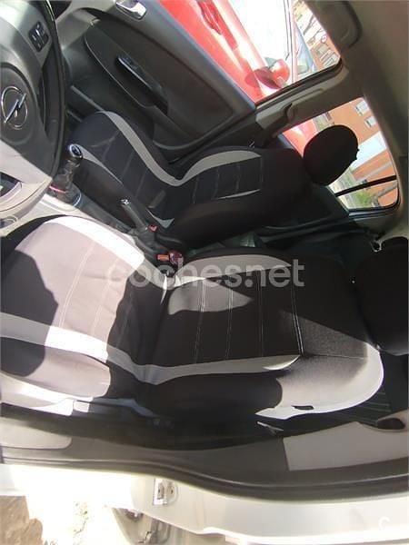 Usado Opel Corsa Essentia 75 CV (55 kW) 2010 Blanco Utilitario