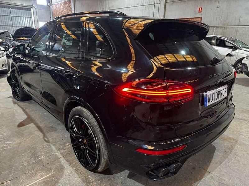 Usado 2015 Porsche Cayenne Platinum Edition SUV | 18.999 € - Imagen 1/4