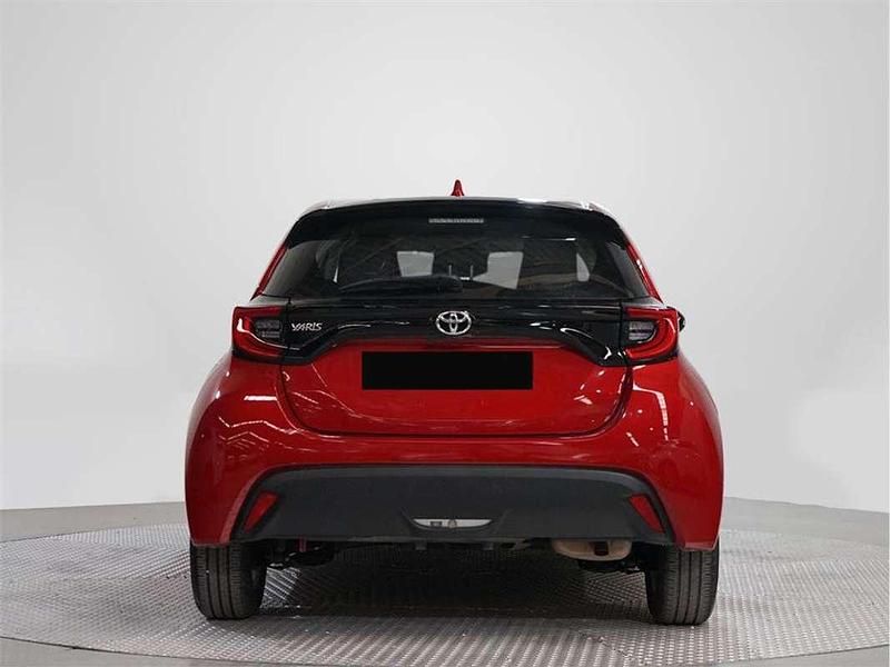 Usado Toyota Yaris Edition 125 CV (91 kW) 2022 Utilitario