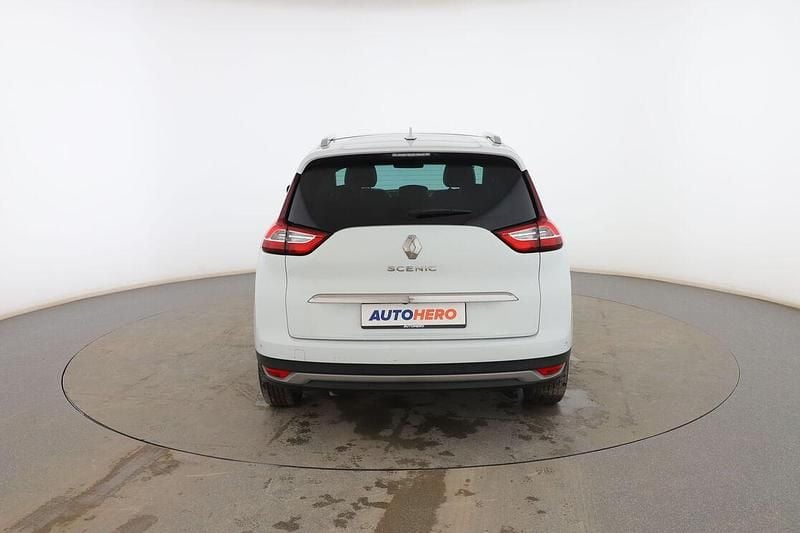 Usado Renault Grand Scénic IV Techno 140 CV (102 kW) 2022 Blanco Monovolumen