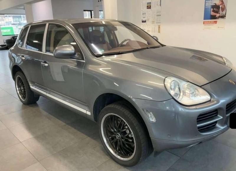Usado Porsche Cayenne 340 CV (250 kW) 2006 Gris SUV