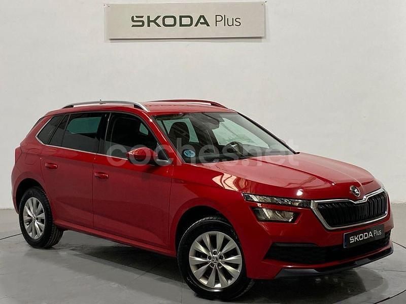 Rojo Usado 2024 Skoda Kamiq Ambition SUV | 18.990 € (Precio justo) - Imagen 1/4
