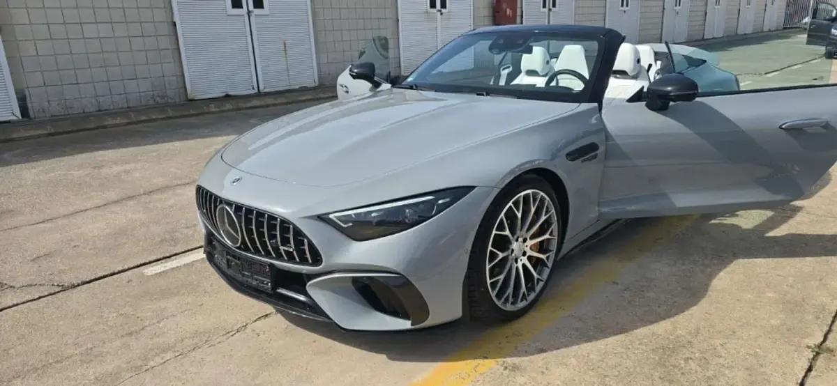 Usado Mercedes SL63 AMG AMG 585 CV (430 kW) 2023 Gris Coupe