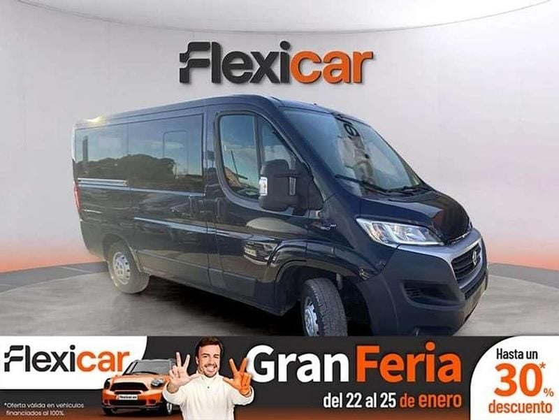 Usado Fiat Ducato 150 CV (110 kW) 2018 Azul Van