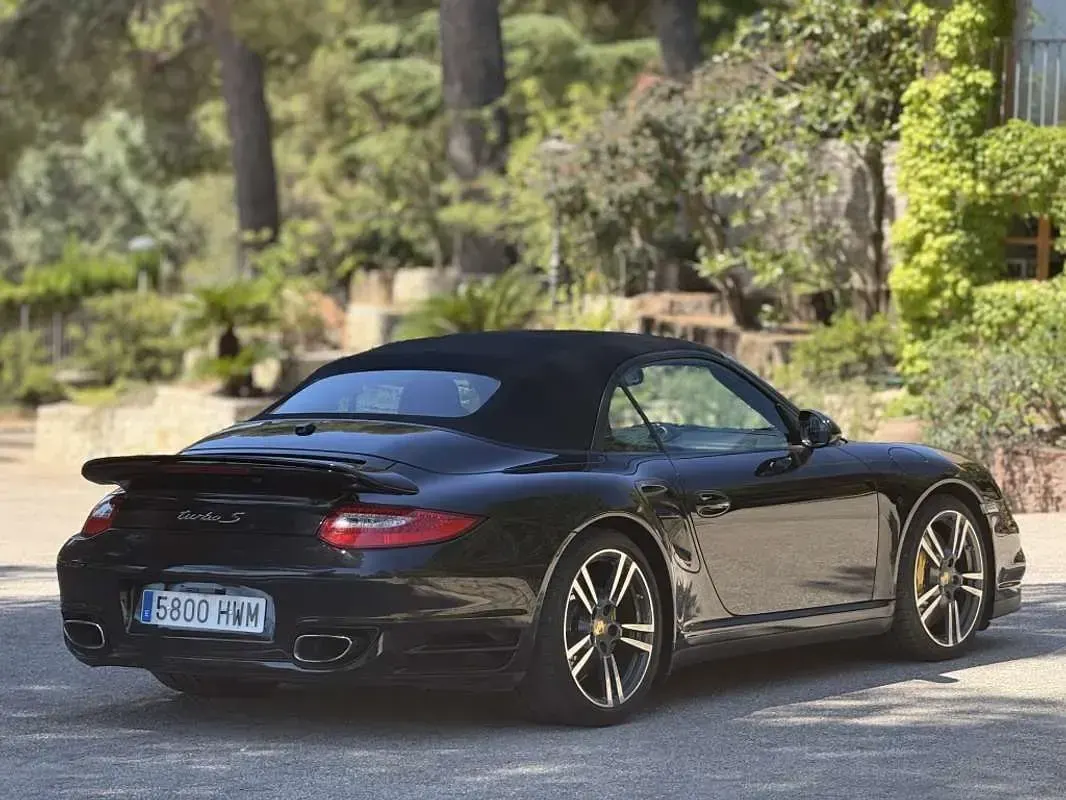 Usado Porsche 911 Turbo S Cabriolet 530 CV (389 kW) 2011 Negro Descapotable
