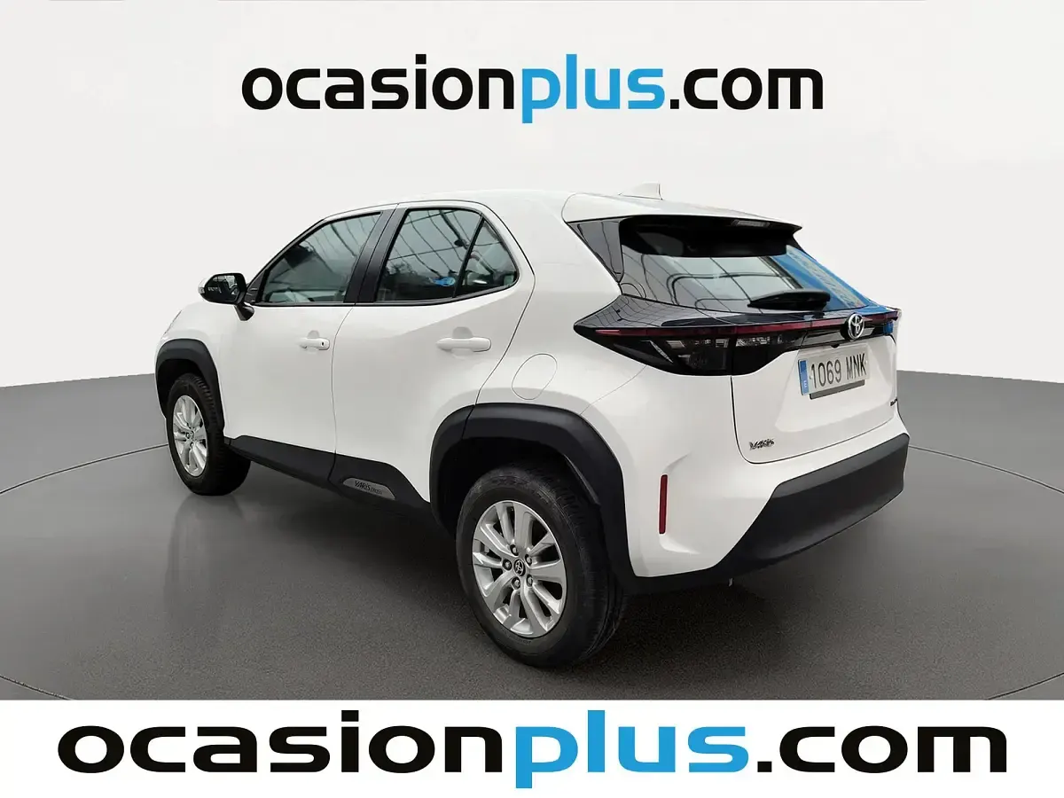 Usado Toyota Yaris Cross Business Edition 116 CV (85 kW) 2024 SUV