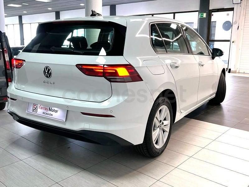 Usado VW Golf VIII Life 110 CV (80 kW) 2021 Blanco Berlina