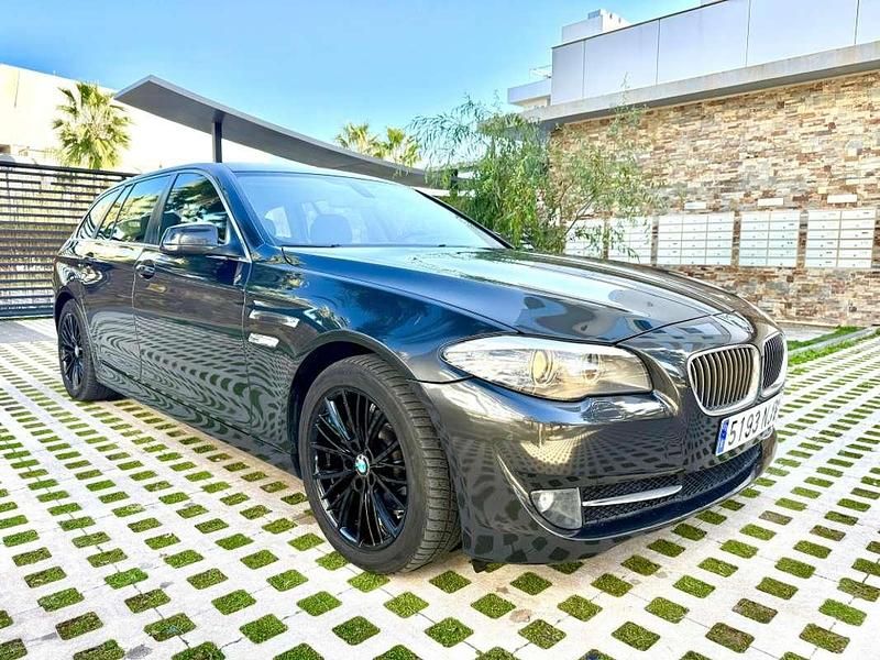 Usado BMW 523 204 CV (150 kW) 2011 Gris Familiar