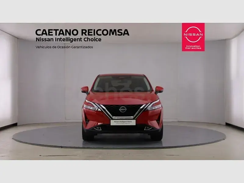 Usado Nissan Qashqai N-Connecta 140 CV (102 kW) 2022 Rojo SUV