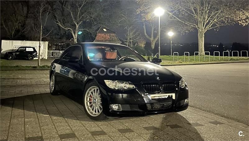 Usado BMW 330 Cabriolet 272 CV (200 kW) 2007 Negro Descapotable