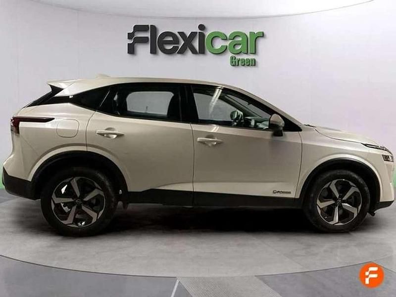 Usado Nissan Qashqai Acenta 190 CV (139 kW) 2024 Azul SUV