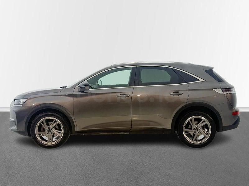 Usado DS Automobiles DS7 Crossback So Chic 180 CV (132 kW) 2021 Gris / plata SUV