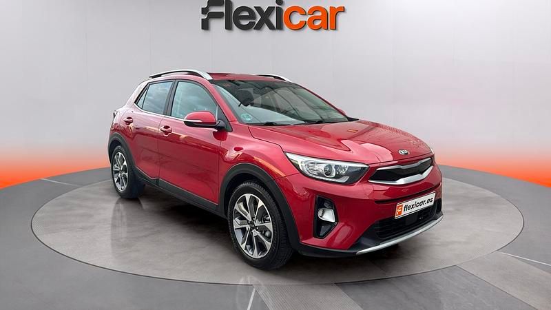Usado Kia Stonic 120 CV (88 kW) 2019 Rojo SUV