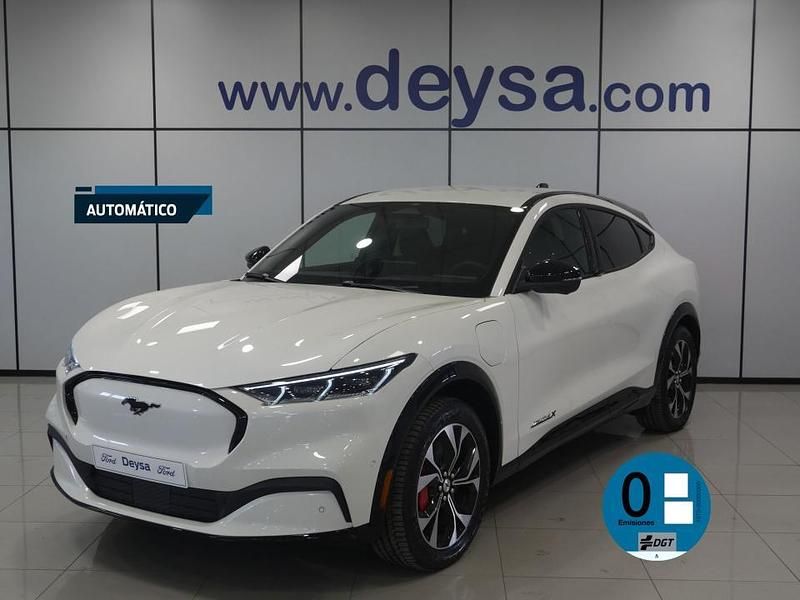 Blanco Usado 2023 Ford Mustang Mach-E Premium SUV | 33.990 € (Buen precio) - Imagen 1/4