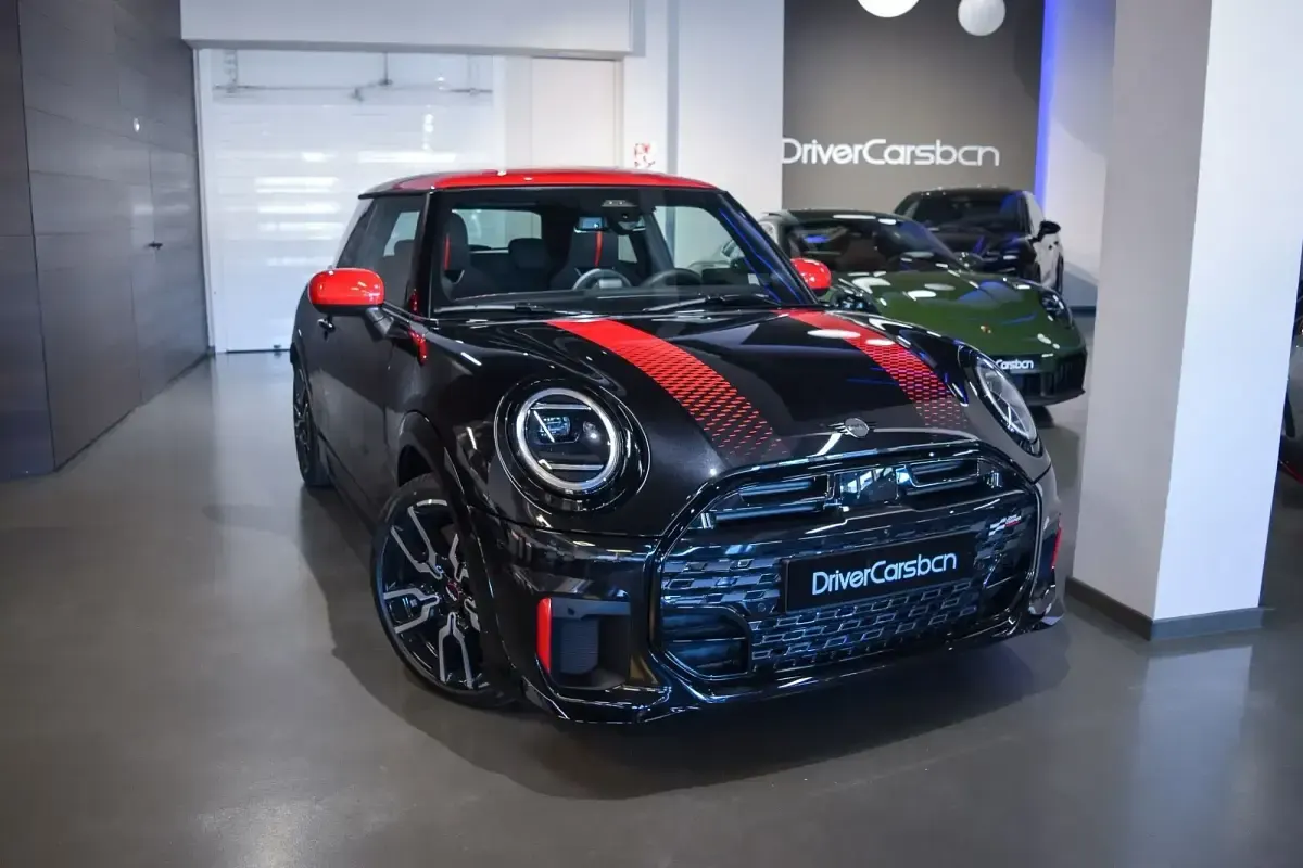 Occasion Mini John Cooper Works 231 PK (169 kW) 2025 Hatchback