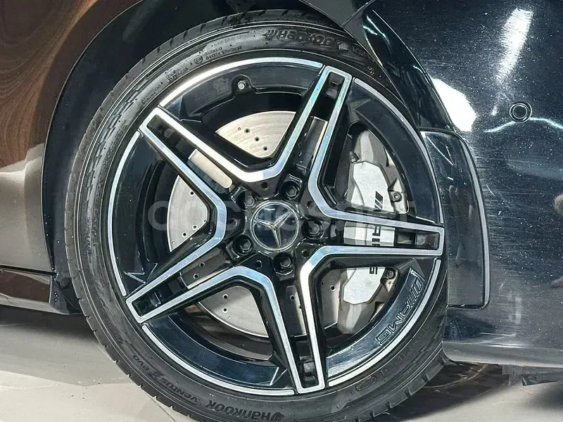 Usado Mercedes A35 AMG 306 CV (225 kW) 2022 Negro Berlina