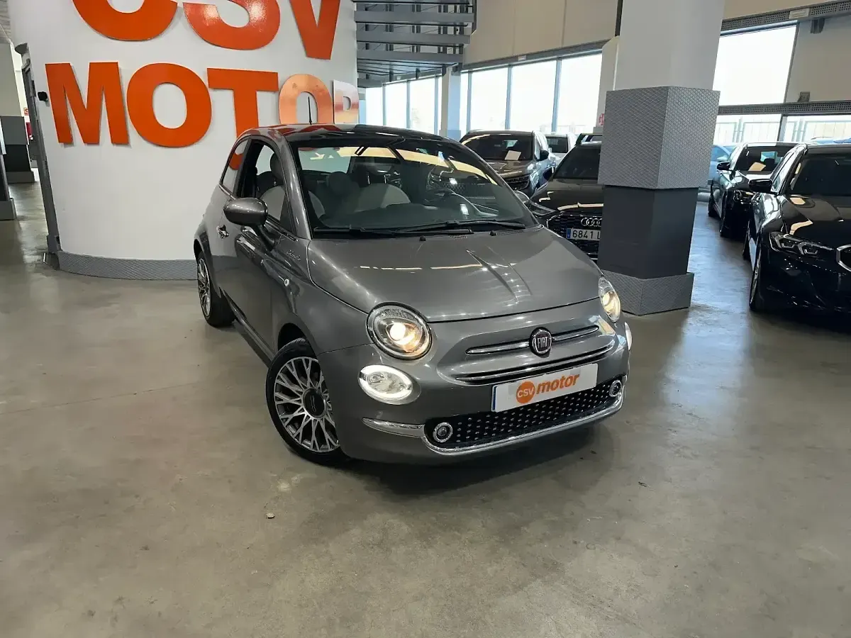 Usado Fiat 500 Dolcevita 70 HP (51 kW) 2022 Cinzento Citadino