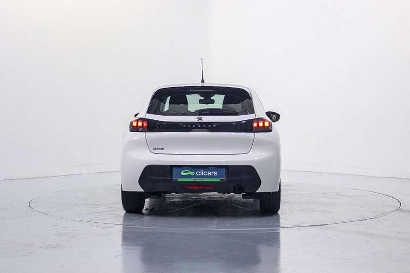 Usado Peugeot 208 Active 102 CV (75 kW) 2021 Blanco Utilitario