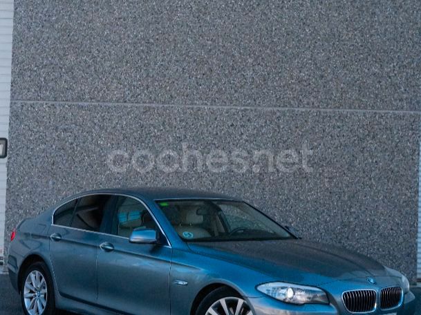 Gris / plata Usado 2012 BMW 520 Efficient Dynamics Berlina | 12.490 € (Buen precio) - Imagen 1/4