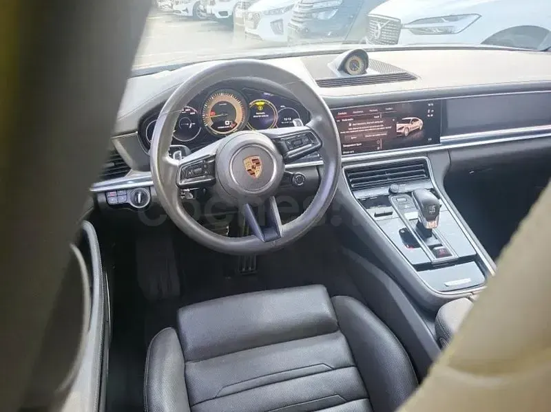 Usado Porsche Panamera 4 E-Hybrid Platinum Edition 462 CV (339 kW) 2022 Gris / plata Utilitario