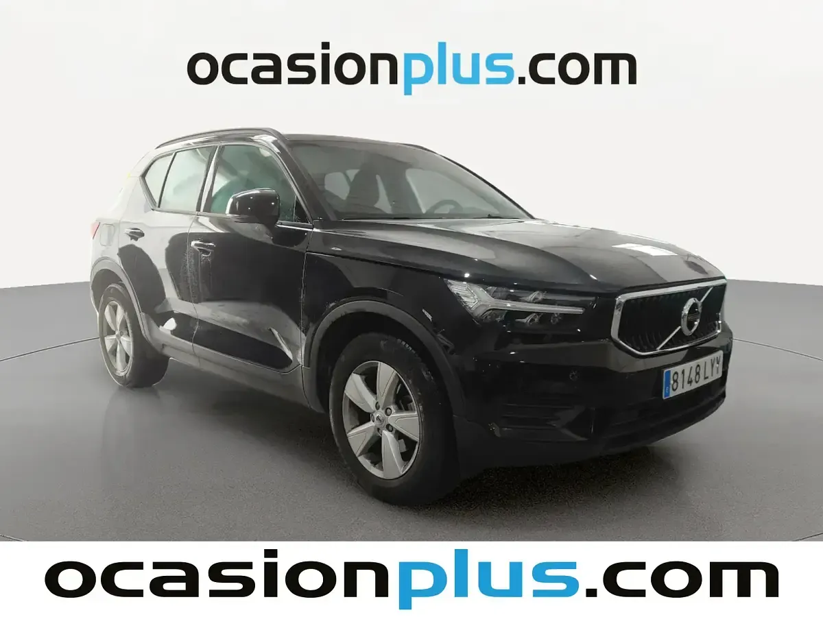 Begagnad Volvo XC40 129 HK (94 kW) 2022 Svart SUV