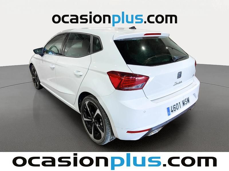 Usado Seat Ibiza FR 150 CV (110 kW) 2024 Blanco Berlina