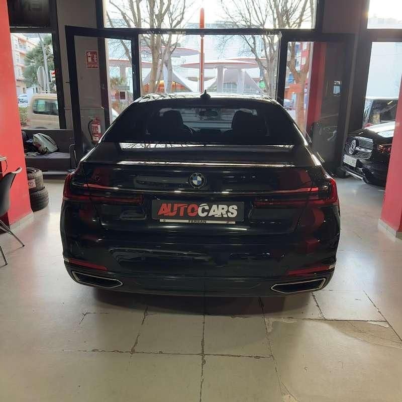 Usado BMW 730 Comfort Edition 265 CV (194 kW) 2019 Negro Berlina