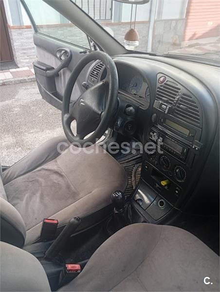 Usado Citroën Xsara 90 CV (66 kW) 2003 Azul Berlina