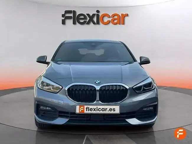 Usado BMW 118 150 CV (110 kW) 2022 Gris Utilitario
