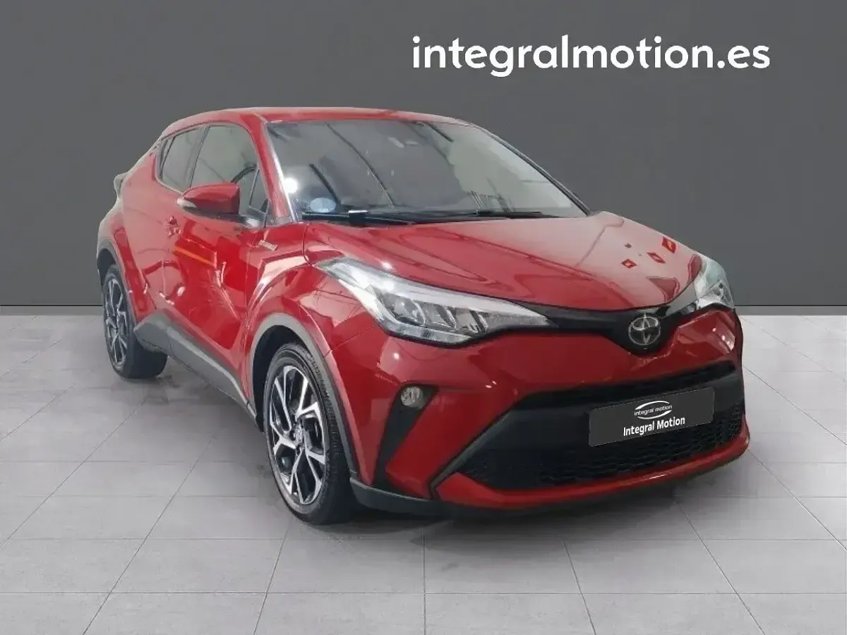Usado Toyota C-HR Advance 122 CV (89 kW) 2022 Rojo SUV