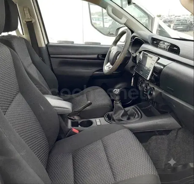 Usado Toyota HiLux 150 CV (110 kW) 2018 Blanco Pickup/Camioneta