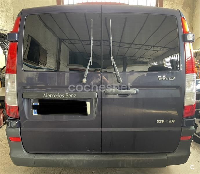 Usado Mercedes Viano 116 CV (85 kW) 2007 Azul Monovolumen
