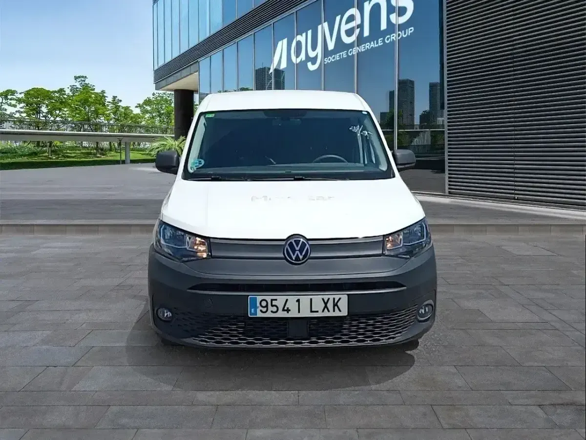 Usado VW Caddy 122 CV (89 kW) 2022 Blanco Monovolumen
