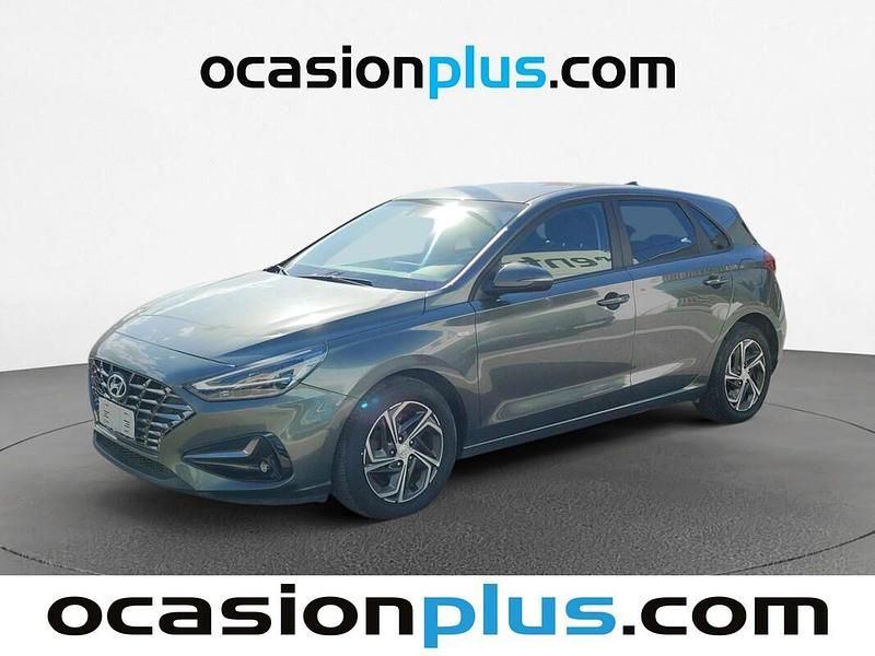 Gris Usado 2022 Hyundai i30 Utilitario | 15.410 € (Precio justo) - Imagen 1/4