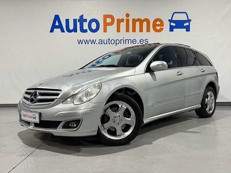 Usado Mercedes R320 224 CV (164 kW) 2006 Gris / plata Monovolumen