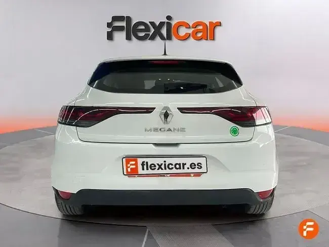 Usado Renault Mégane II Equilibre 140 CV (102 kW) 2022 Blanco Berlina