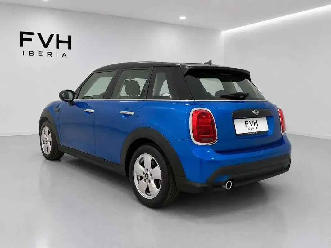 Usado Mini Cooper 136 CV (100 kW) 2022 Azul Utilitario