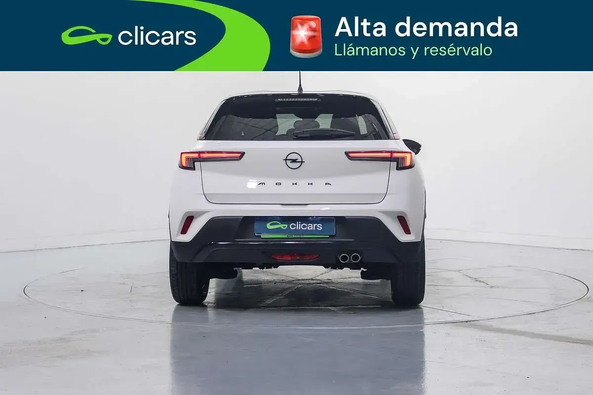 Usado Opel Mokka GS Line 131 CV (96 kW) 2021 Blanco SUV