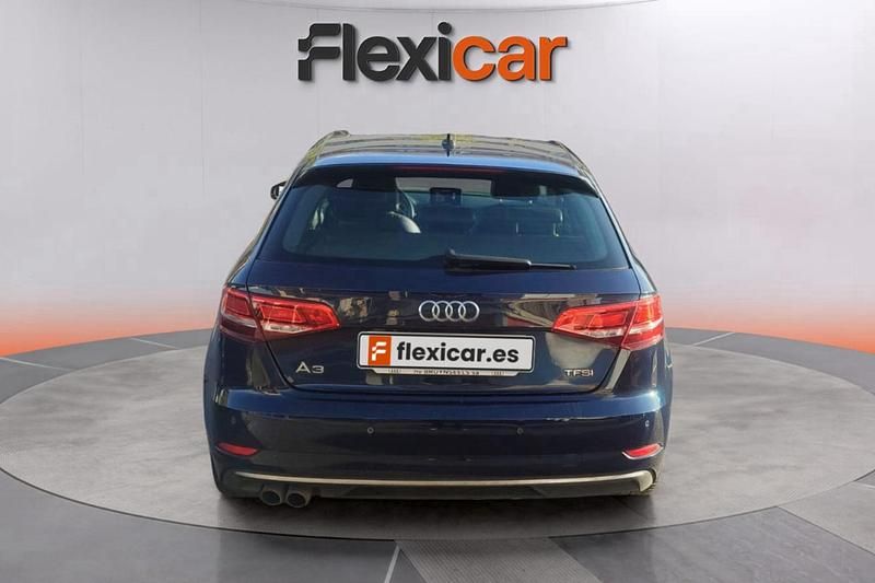 Usado Audi A3 Premium 150 CV (110 kW) 2018 Negro Berlina