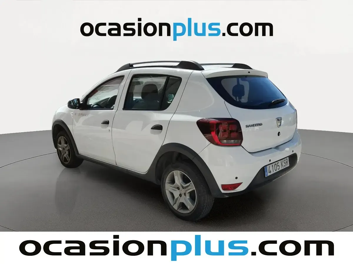 Usado Dacia Sandero Essentiel 75 CV (55 kW) 2018 Blanco Utilitario