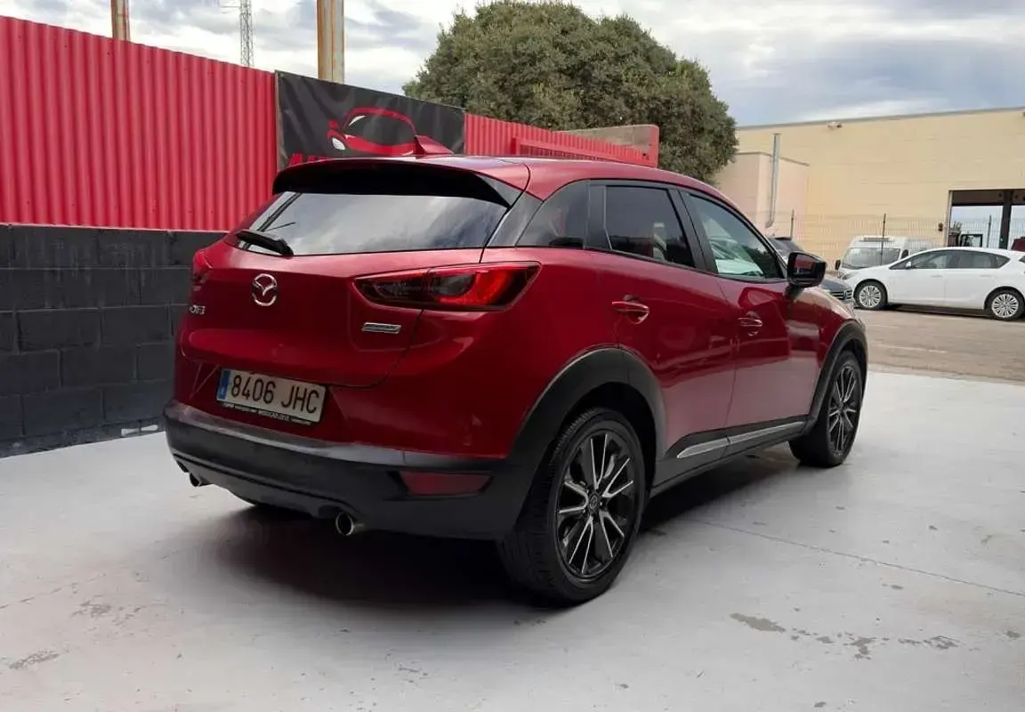 Usado Mazda CX-3 Style 105 CV (77 kW) 2015 Burdeos SUV