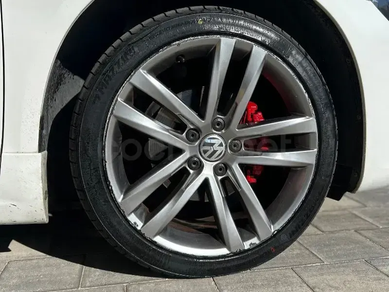 Usado VW Scirocco R-line 125 CV (91 kW) 2015 Blanco Coupe