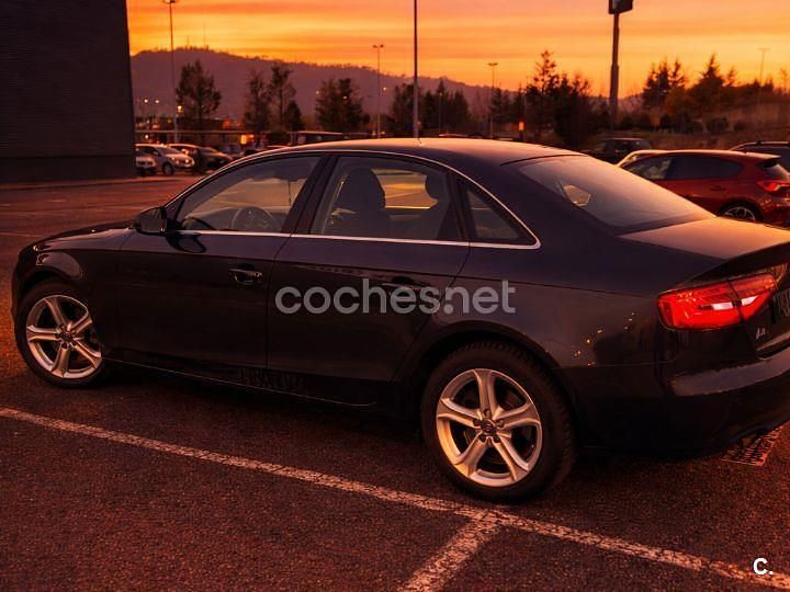 Usado Audi A4 177 CV (130 kW) 2012 Marrón Berlina