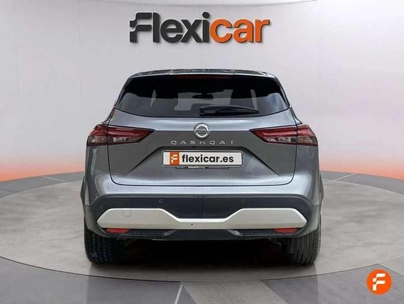 Usado Nissan Qashqai 140 CV (102 kW) 2021 Gris SUV