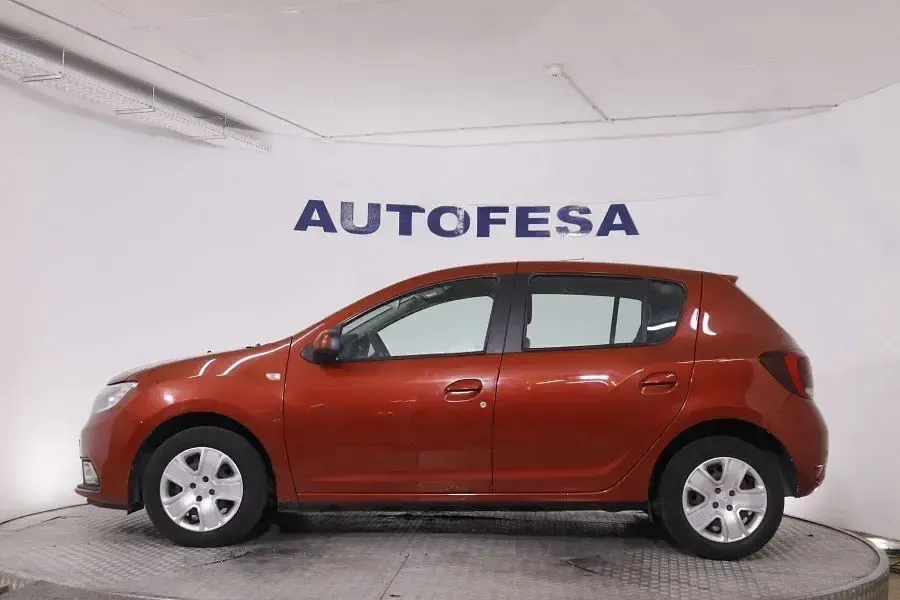 Usado Dacia Sandero Lauréate 75 CV (55 kW) 2017 Burdeos